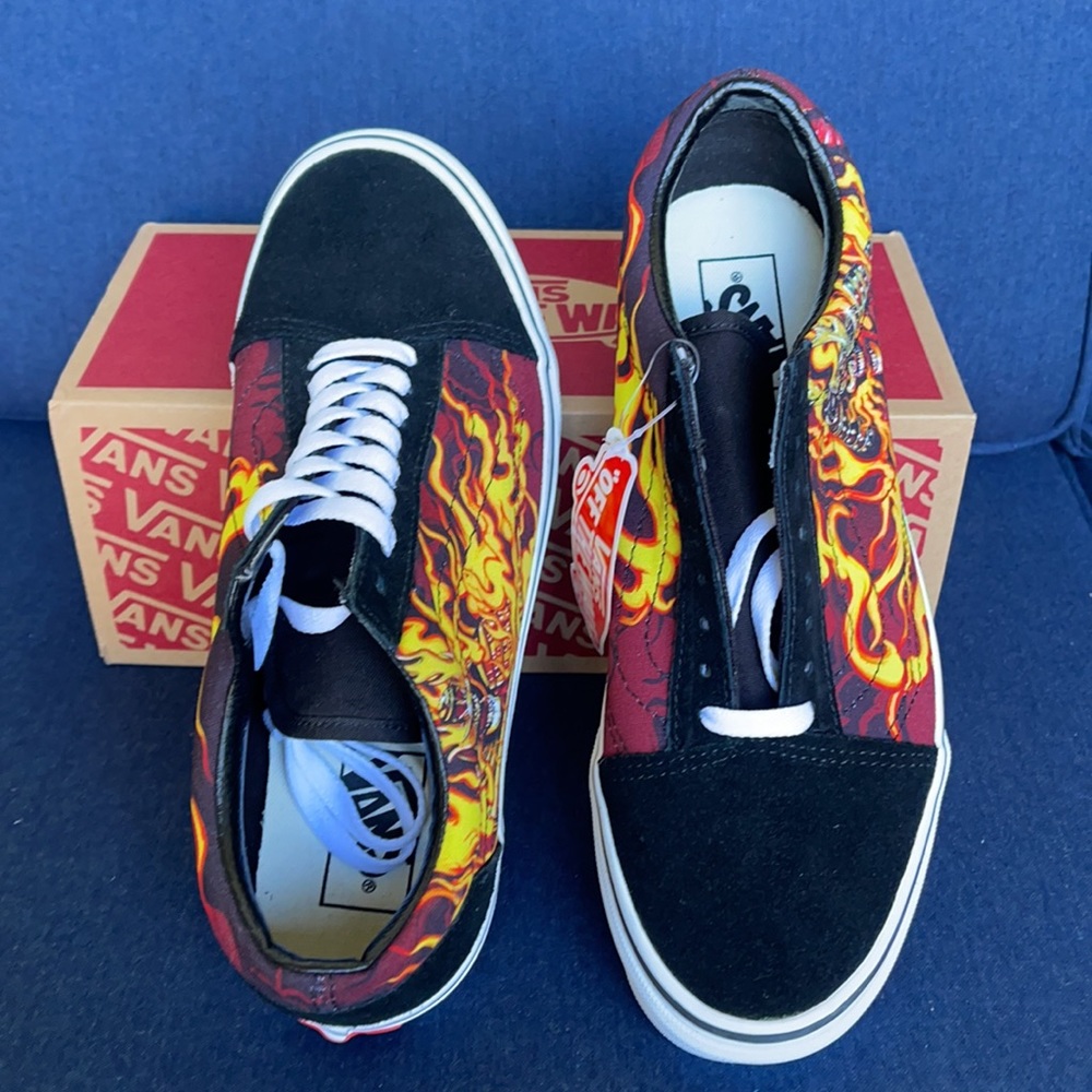 Vans Men’s Old Skool Samurai Rising Black/True White Sneakers - Picture 13 of 16